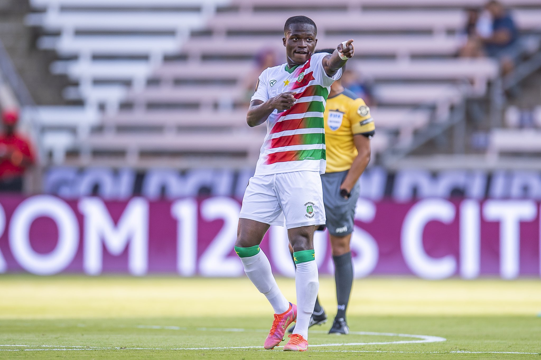 Surinam se despidió con triunfo frente a Guadalupe Futbol Sapiens