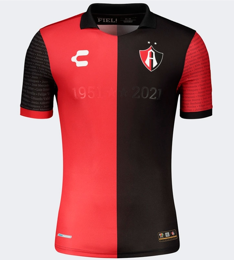 Galería La nueva camiseta conmemorativa del Atlas Campeón