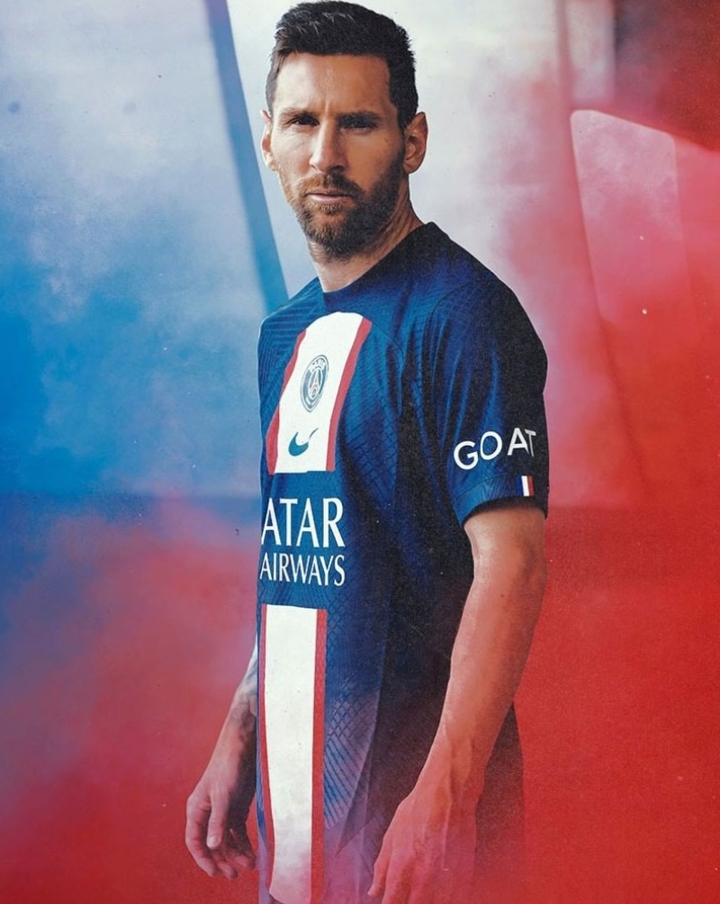 Galería: Paris Saint Germain presentó su flamante equipación 22-23