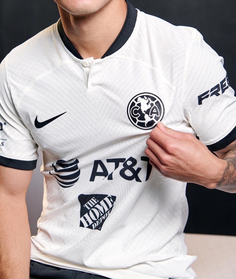 Galería El Club América presentó su nueva tercera playera 2023