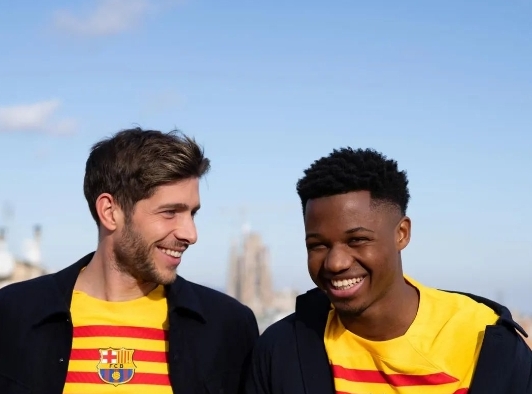 playera barcelona 2022 spotify