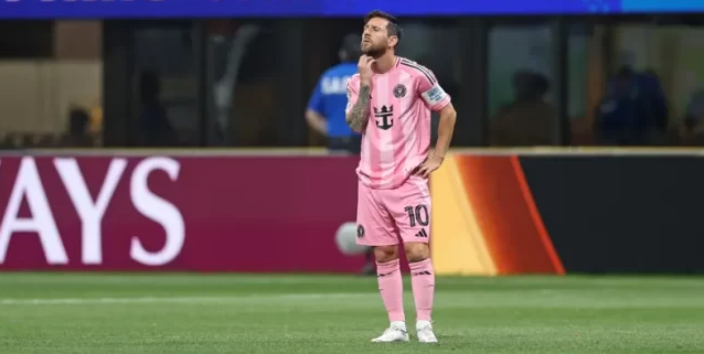 Alejandro Domínguez sugiere la posibilidad de que Messi juegue la Copa Libertadores