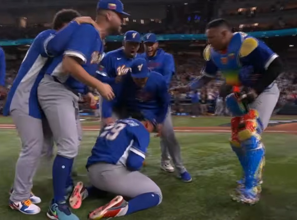 Venezuela se corona campeón del Clásico Mundial de Béisbol | VIDEO ...