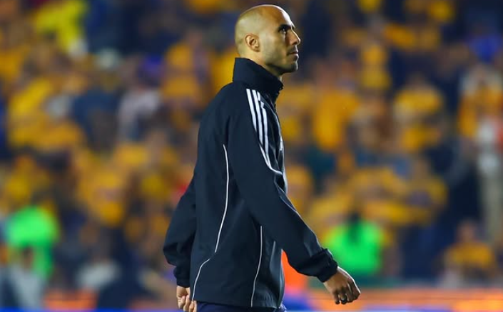 La estrepitoza renuncia en el banquillo de Tigres