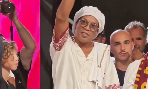 Ronaldinho se une al Ravenna FC en Italia