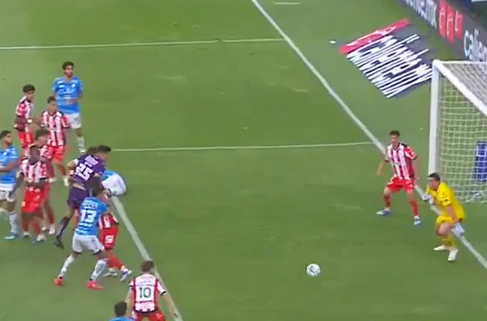 Carlos Moreno empata para el Pachuca en Potosí